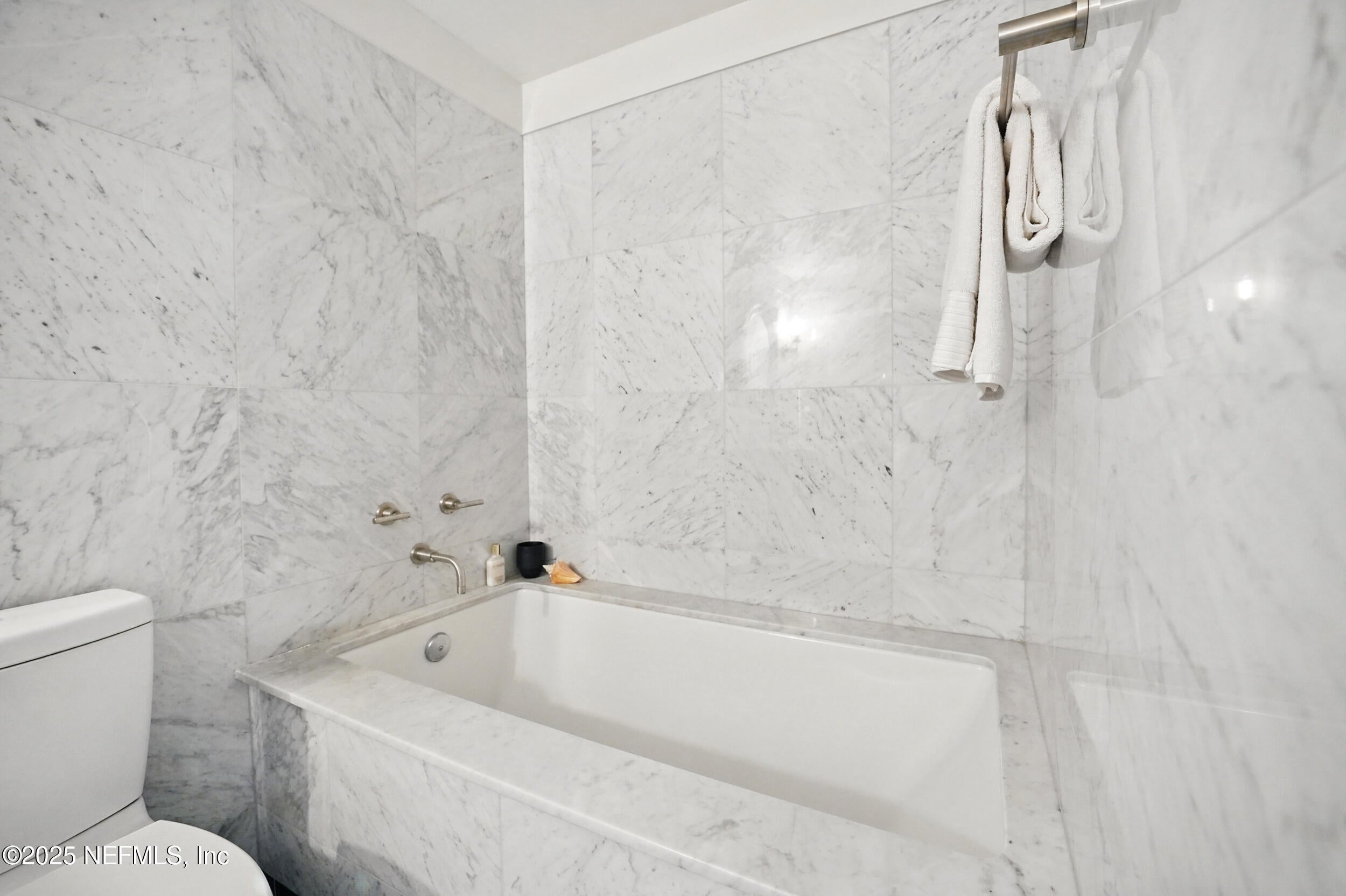 Atlantic Beach, Florida, 32233, United States, ,4 BathroomsBathrooms,Residential,Active,1823989