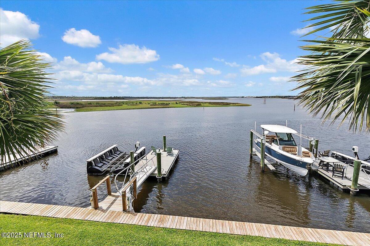 Jacksonville Beach, Florida, 32250, United States, ,4 BathroomsBathrooms,Residential,Active,1820458