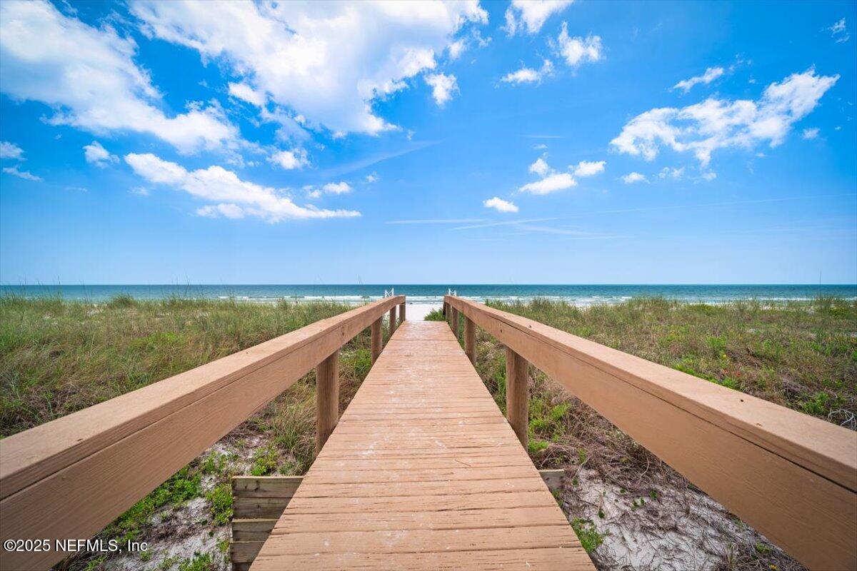 Jacksonville Beach, Florida, 32250, United States, 4 Bedrooms Bedrooms, ,5 BathroomsBathrooms,Residential,Active,1824537