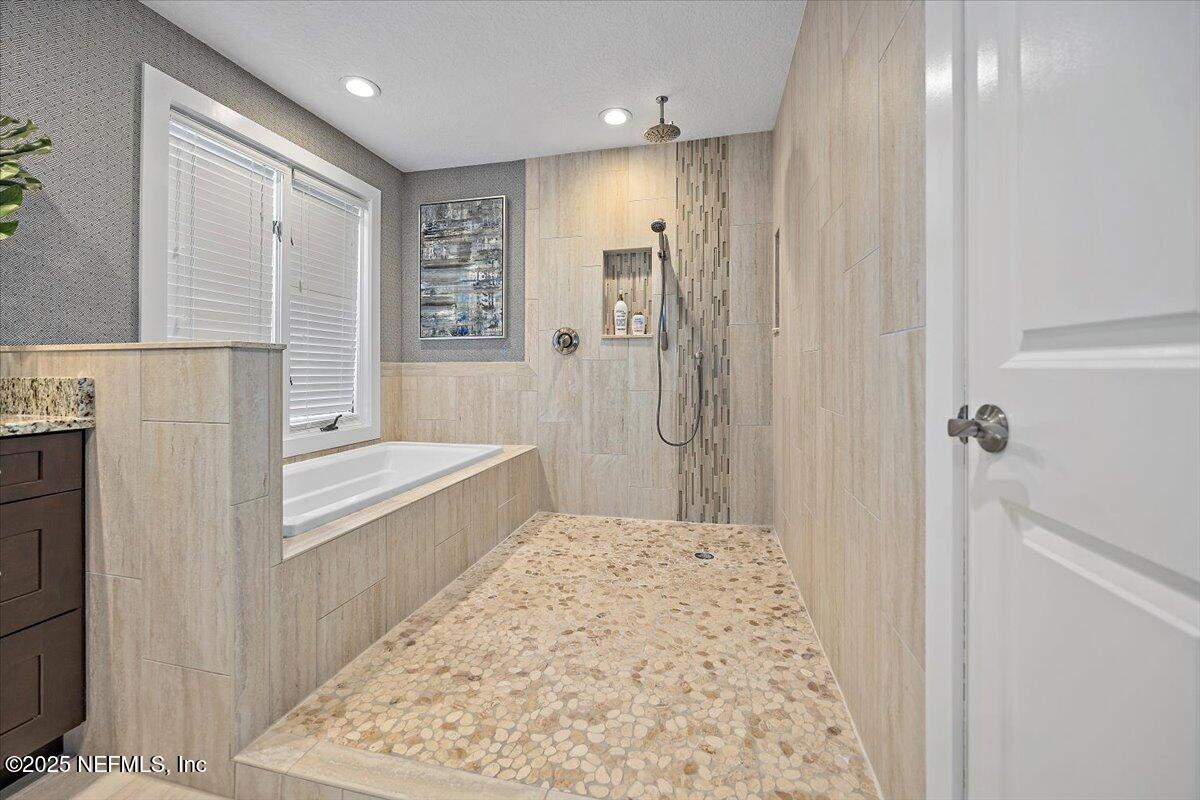 Ponte Vedra Beach, Florida, 32082, United States, 3 Bedrooms Bedrooms, ,3 BathroomsBathrooms,Residential,Active,1904184