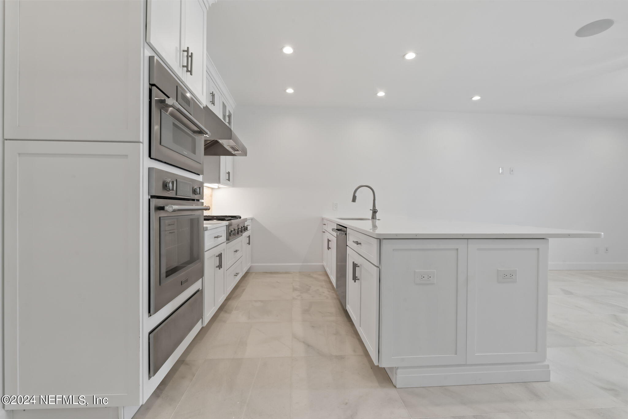 Jacksonville Beach, Florida, 32250, United States, 3 Bedrooms Bedrooms, ,4 BathroomsBathrooms,Residential,Active,1748200