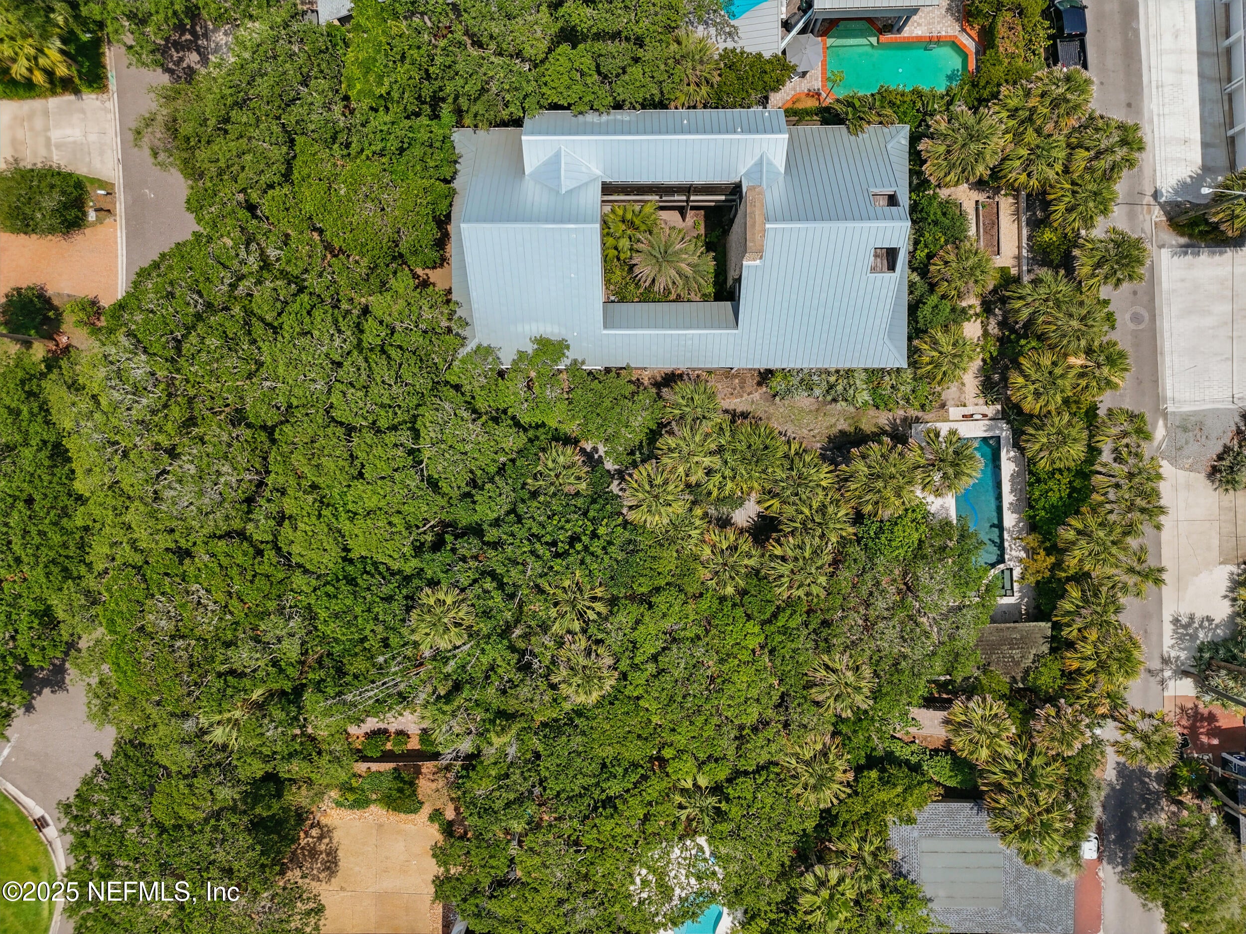 Atlantic Beach, Florida, 32233, United States, ,4 BathroomsBathrooms,Residential,Active,1823989
