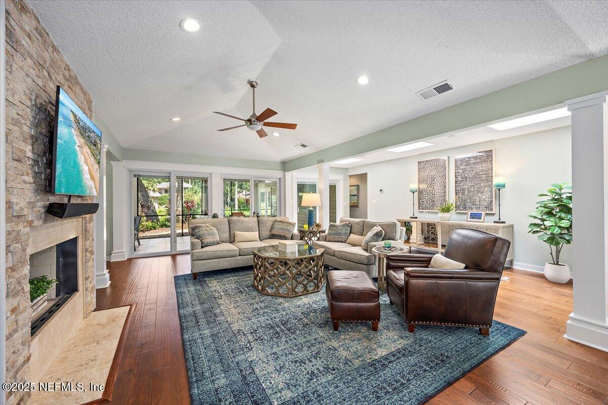 Ponte Vedra Beach, Florida, 32082, United States, 3 Bedrooms Bedrooms, ,3 BathroomsBathrooms,Residential,Active,1904184