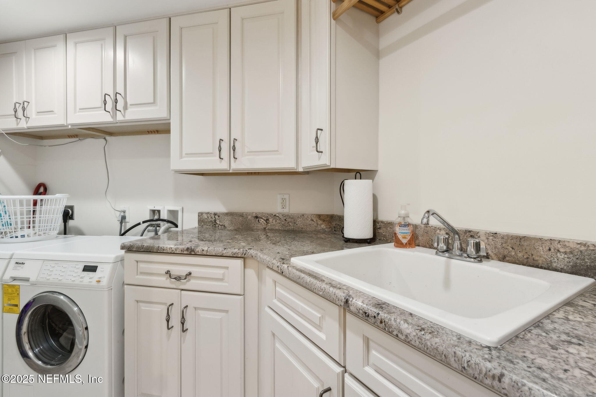 Jacksonville Beach, Florida, 32250, United States, 4 Bedrooms Bedrooms, ,4 BathroomsBathrooms,Residential,Active,1941328