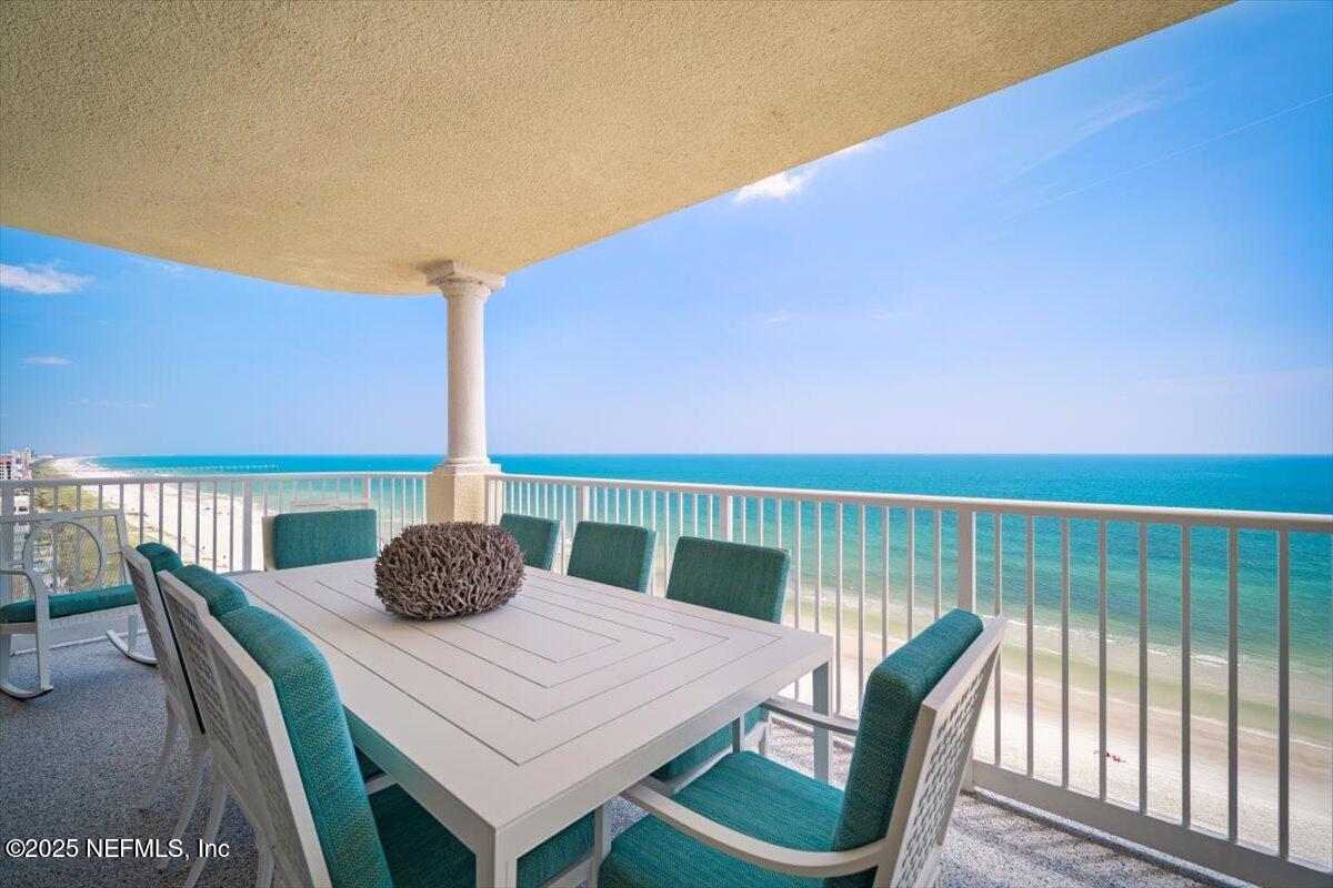 Jacksonville Beach, Florida, 32250, United States, 4 Bedrooms Bedrooms, ,5 BathroomsBathrooms,Residential,Active,1824537