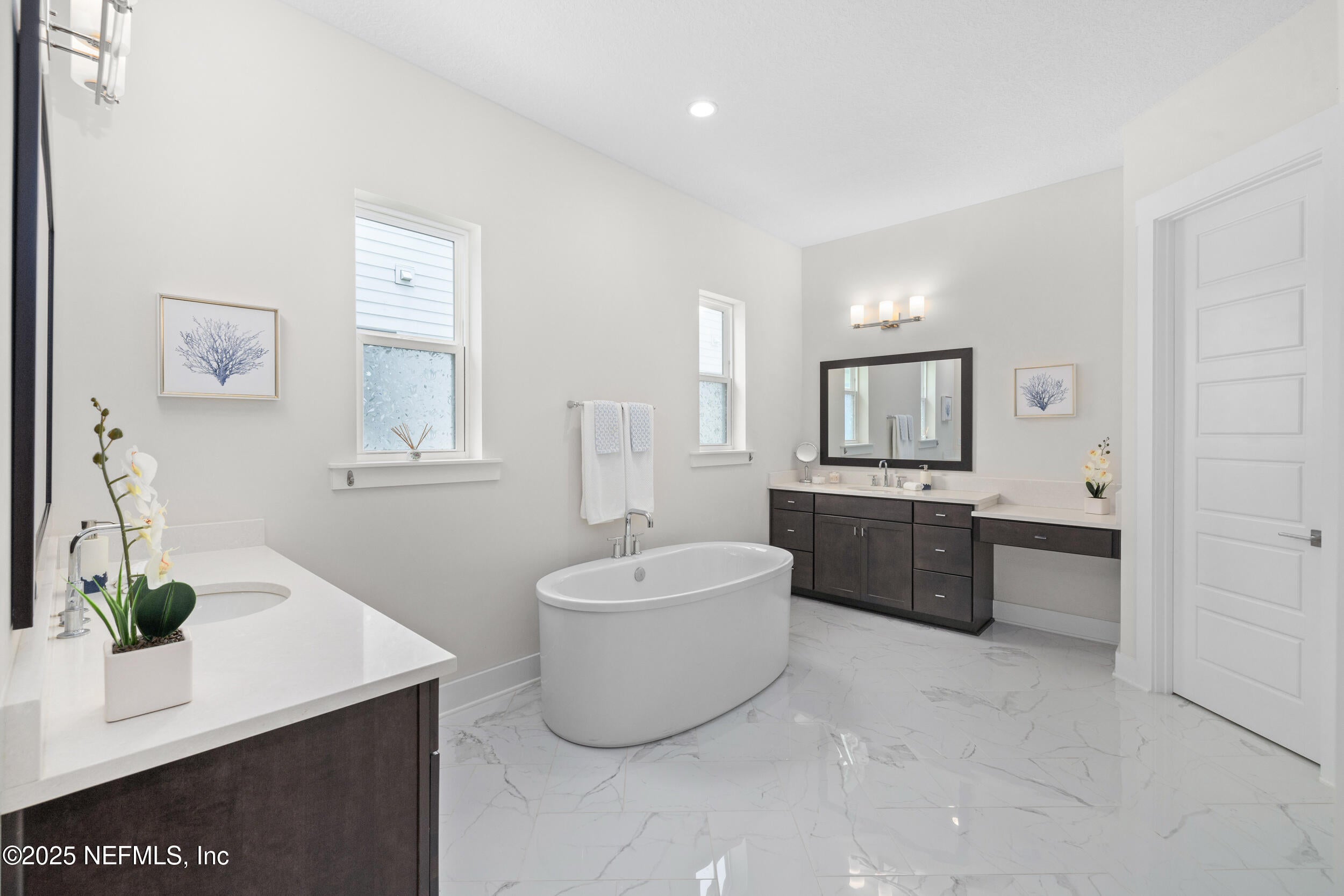 Jacksonville, Florida, 32256, United States, 5 Bedrooms Bedrooms, ,3 BathroomsBathrooms,Residential,Active,2006914