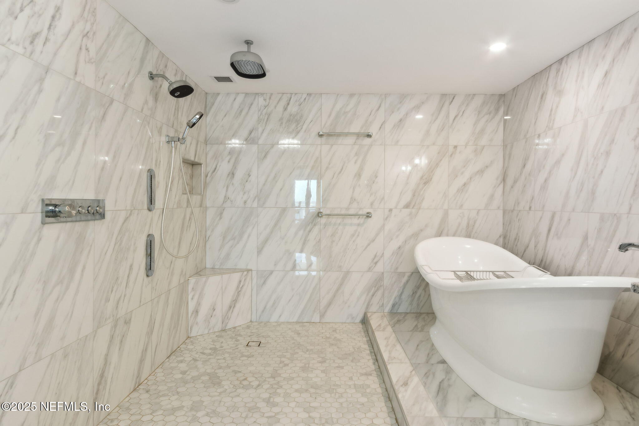 Jacksonville Beach, Florida, 32250, United States, 4 Bedrooms Bedrooms, ,4 BathroomsBathrooms,Residential,Active,1941328