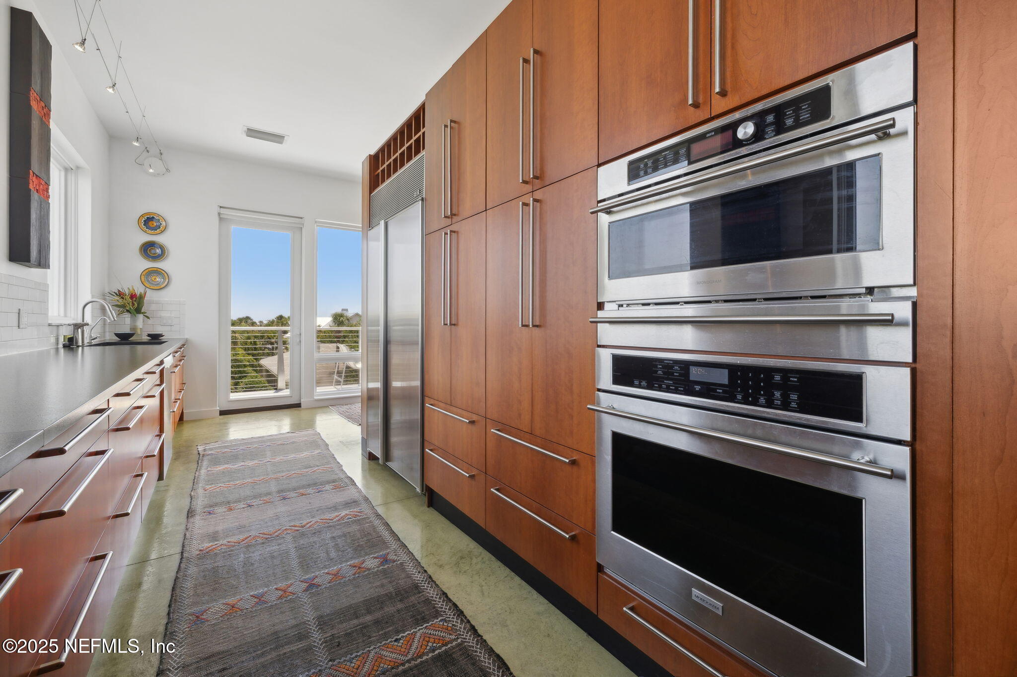 Jacksonville Beach, Florida, 32250, United States, 3 Bedrooms Bedrooms, ,4 BathroomsBathrooms,Residential,Active,1933900