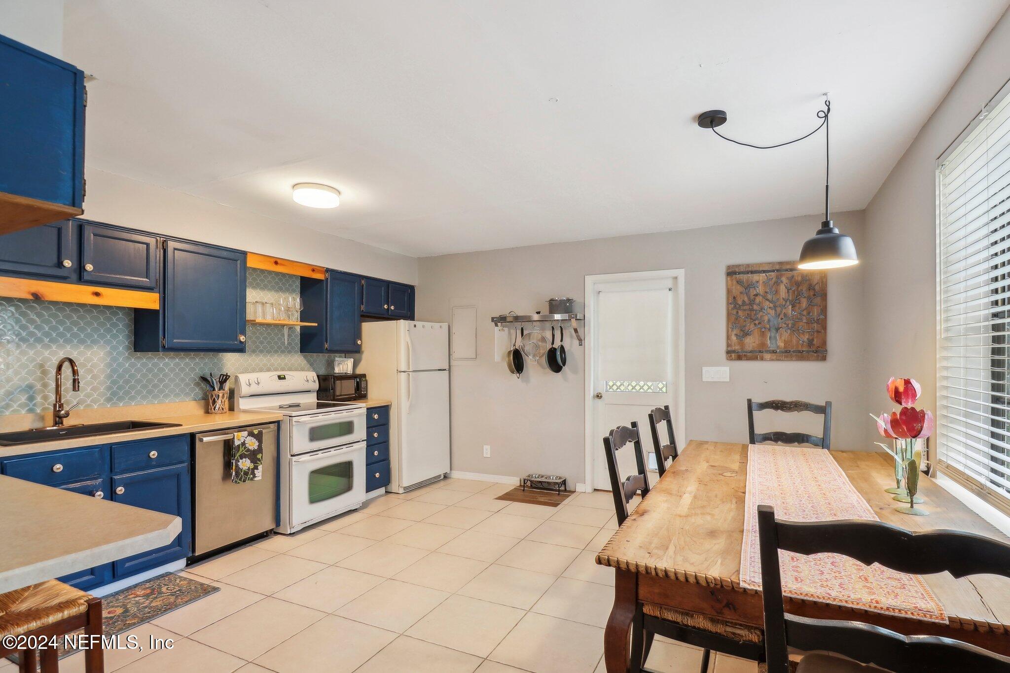 Jacksonville, Florida, 32223, United States, 5 Bedrooms Bedrooms, ,9 BathroomsBathrooms,Residential,Active,1944062