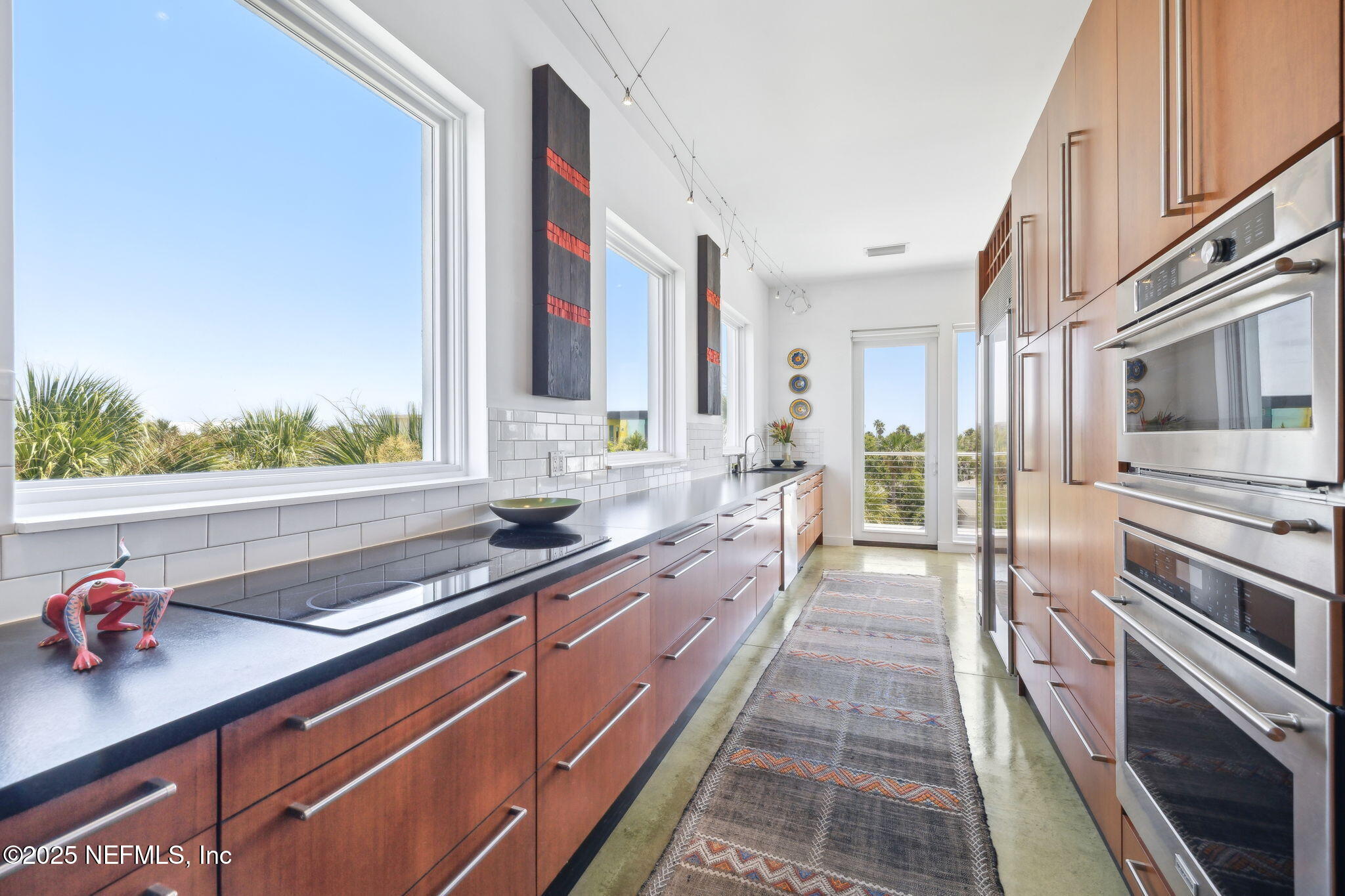 Jacksonville Beach, Florida, 32250, United States, 3 Bedrooms Bedrooms, ,4 BathroomsBathrooms,Residential,Active,1933900