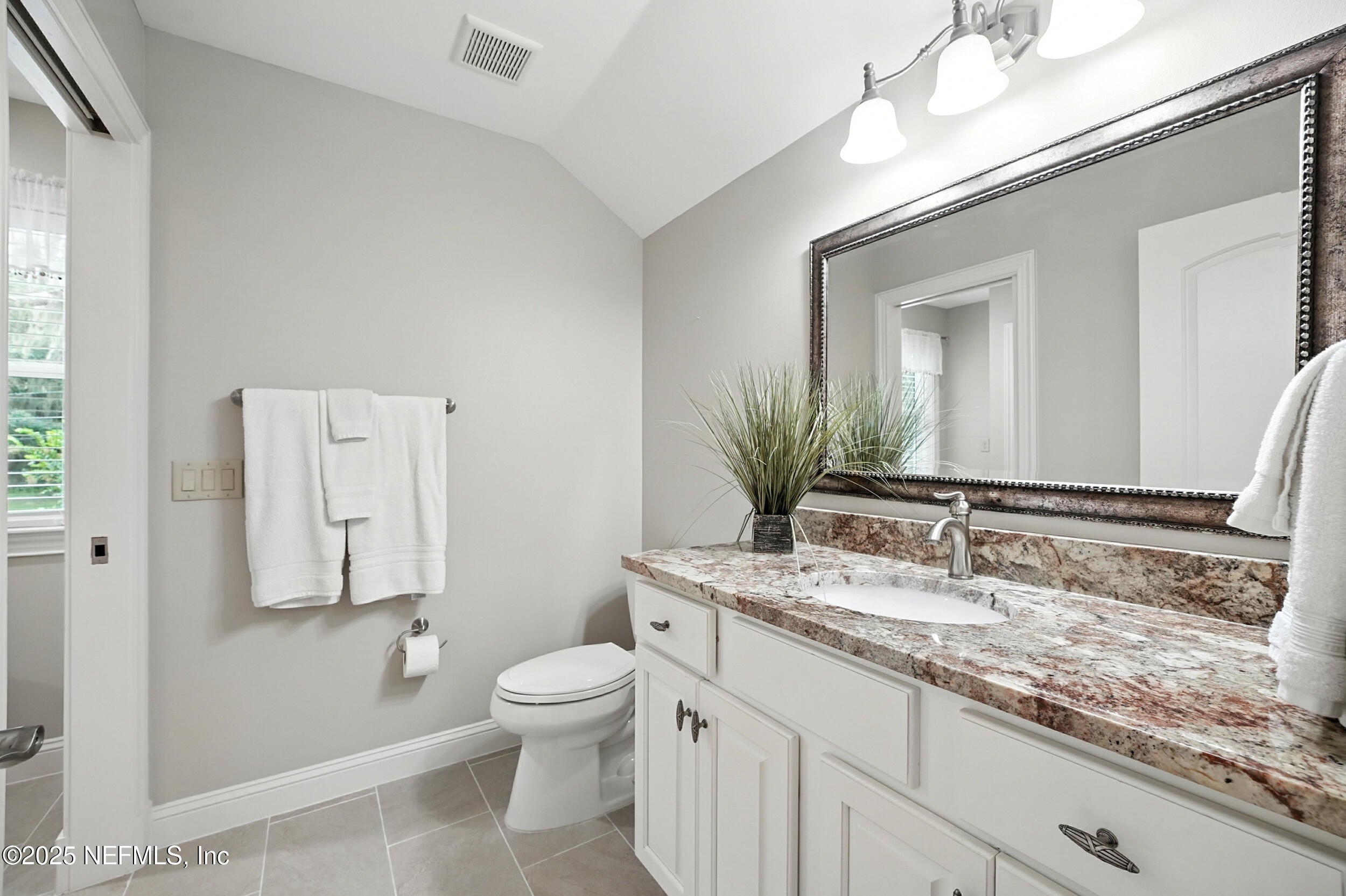 Fernandina Beach, Florida, 32034, United States, 4 Bedrooms Bedrooms, ,3 BathroomsBathrooms,Residential,Active,1944040