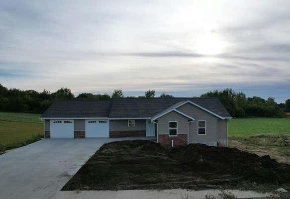 309 GRANDVIEW AVE, MONTICELLO, IA 52310 - Image 1