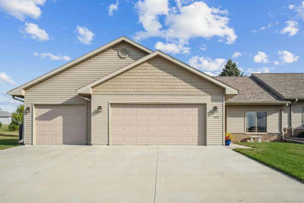 200 SCHUMACHER BLVD, DENVER, IA 50622 - Image 1