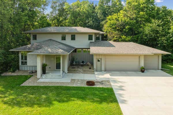 1226 LAKEVIEW DR, CEDAR FALLS, IA 50613 - Image 1