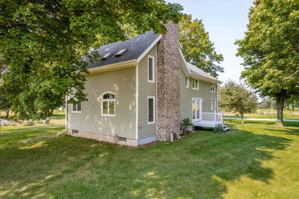 2835 PEMBROKE AVE, FREDERICKSBURG, IA 50630 - Image 1