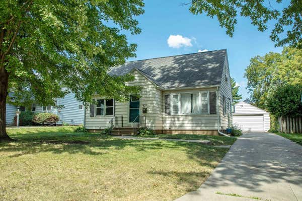 427 CORNWALL AVE, WATERLOO, IA 50702 - Image 1