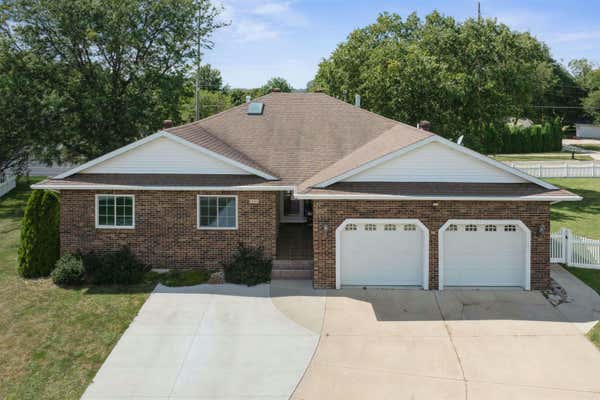 1995 CHICKADEE CT, WATERLOO, IA 50701 - Image 1