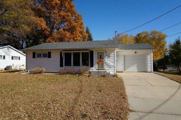 112 CHAUTAUQUA AVE, CHARLES CITY, IA 50616 - Image 1