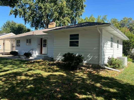 2223 W 8TH ST, WATERLOO, IA 50702 - Image 1