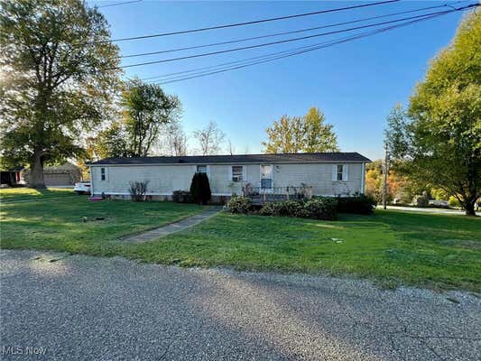 153 HUNTER AVE, SMITHFIELD, OH 43948 - Image 1