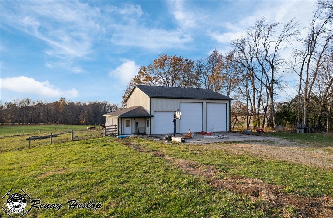 Wooster, Ohio, 44691, United States, 4 Bedrooms Bedrooms, ,4 BathroomsBathrooms,Residential,Active,1988413