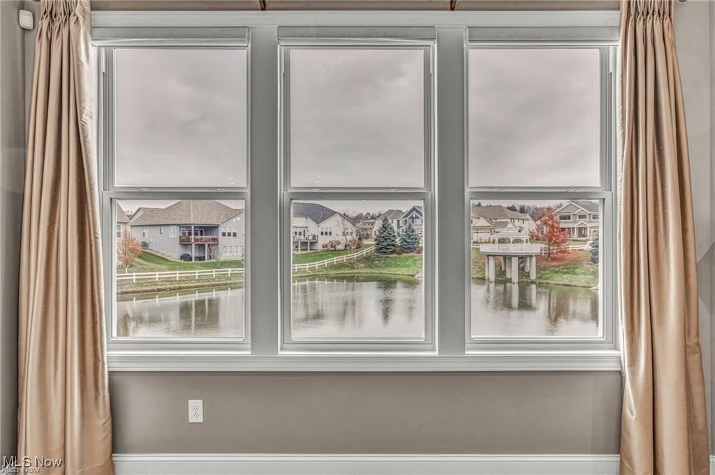 Chagrin Falls, Ohio, 44022, United States, 3 Bedrooms Bedrooms, ,4 BathroomsBathrooms,Residential,Active,1945059