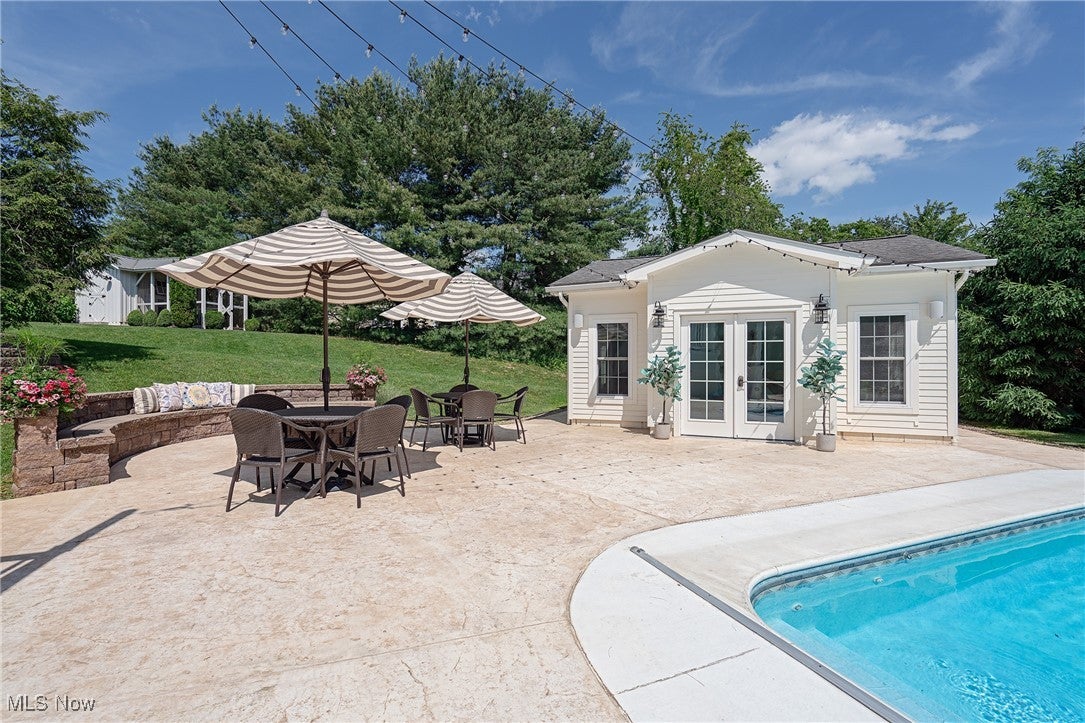 Marietta, Ohio, 45750, United States, ,6 BathroomsBathrooms,Residential,Active,1824493