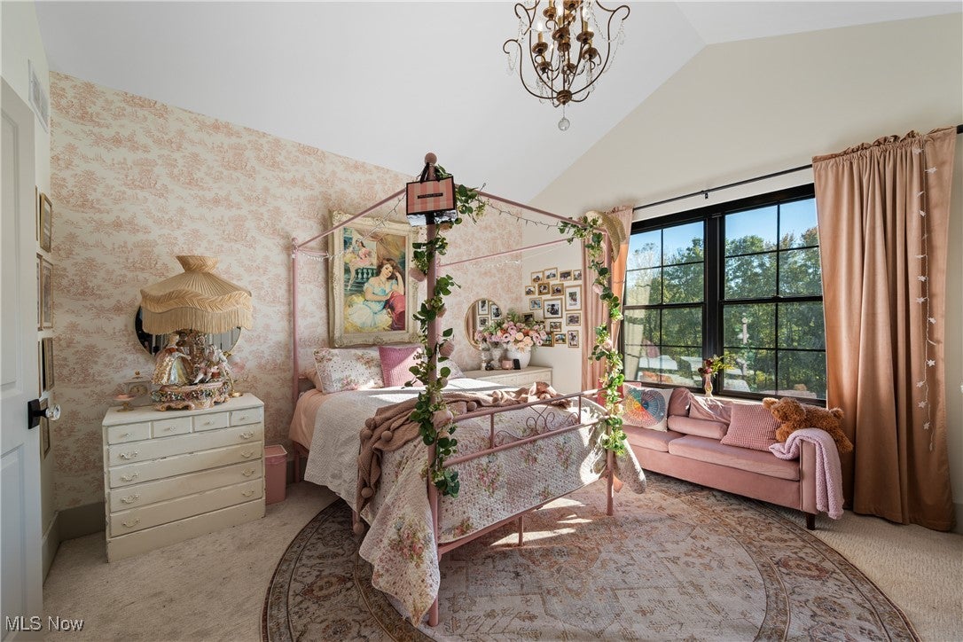 New Franklin, Ohio, 44216, United States, 6 Bedrooms Bedrooms, ,6 BathroomsBathrooms,Residential,Active,1989782