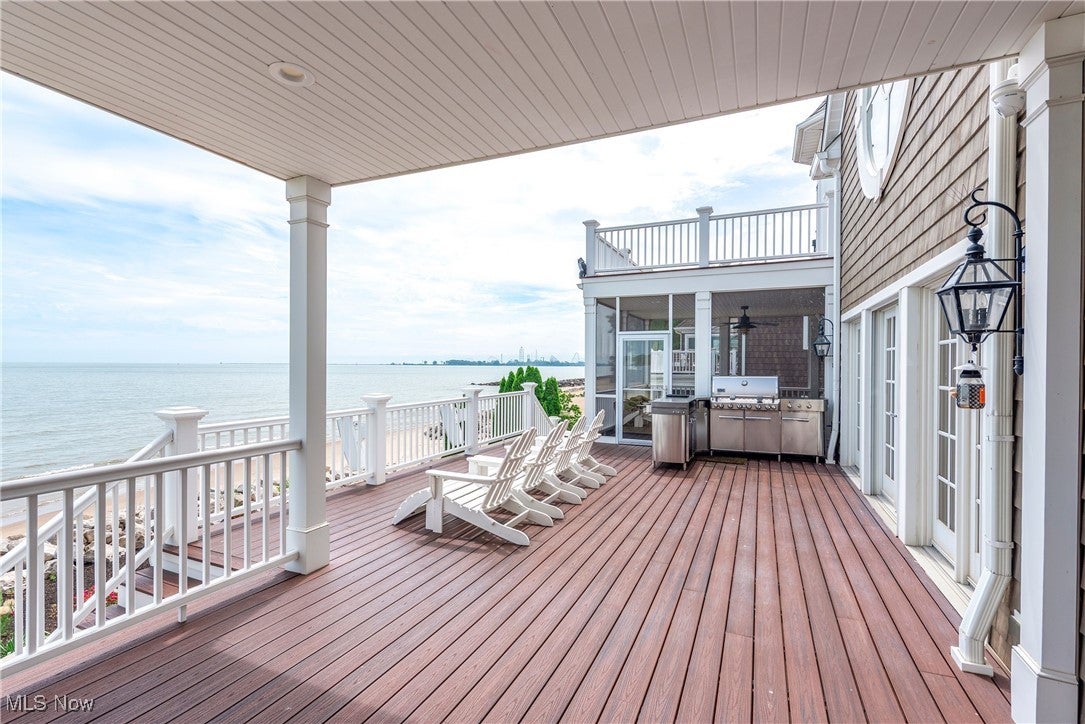 Marblehead, Ohio, 43440, United States, 6 Bedrooms Bedrooms, ,7 BathroomsBathrooms,Residential,Active,1756928