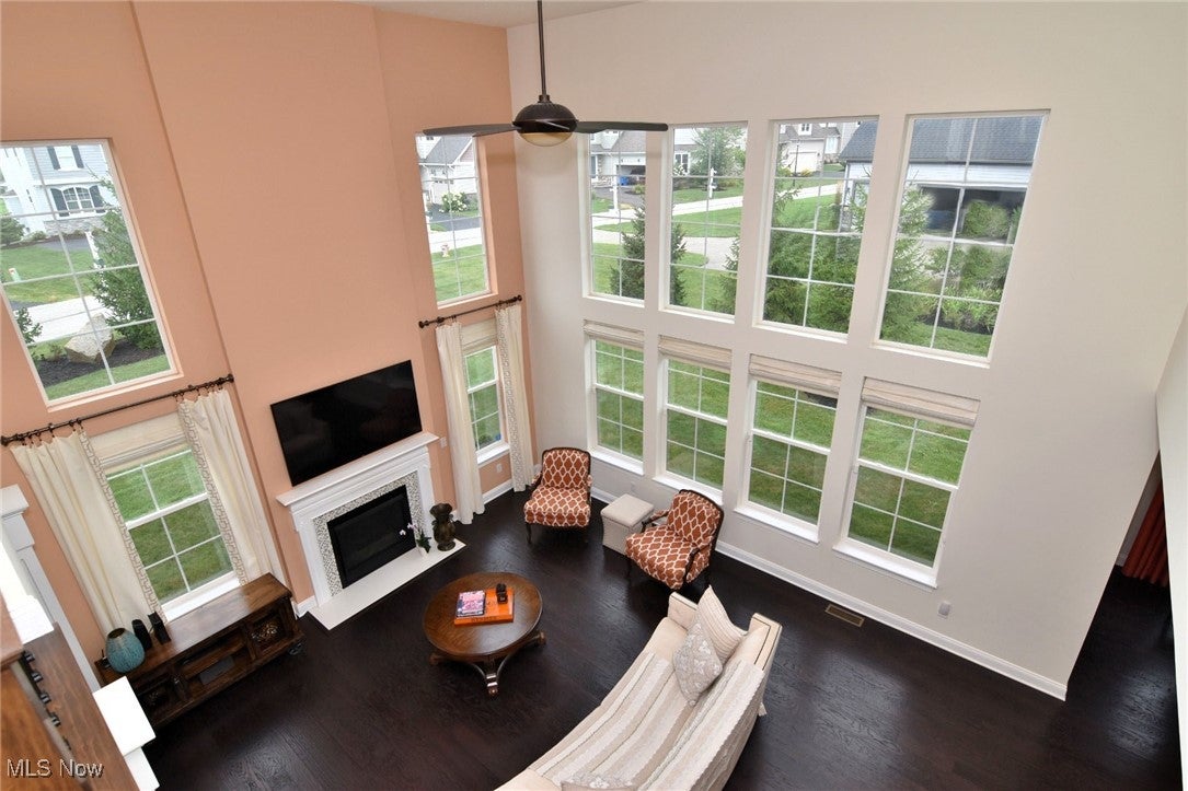 Chagrin Falls, Ohio, 44023, United States, 5 Bedrooms Bedrooms, ,5 BathroomsBathrooms,Residential,Active,1929410