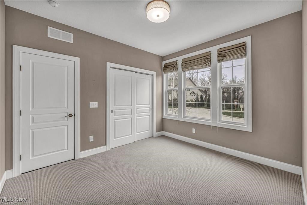 Chagrin Falls, Ohio, 44022, United States, 3 Bedrooms Bedrooms, ,4 BathroomsBathrooms,Residential,Active,1945059