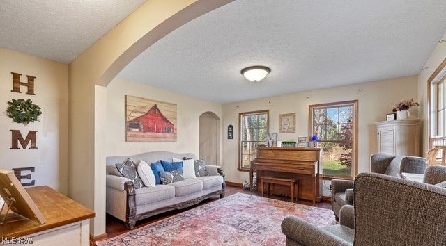 Wooster, Ohio, 44691, United States, 4 Bedrooms Bedrooms, ,4 BathroomsBathrooms,Residential,Active,1988413