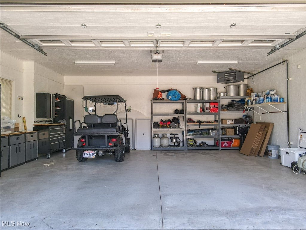 Roaming Shores, Ohio, 44084, United States, ,5 BathroomsBathrooms,Residential,Active,1820347