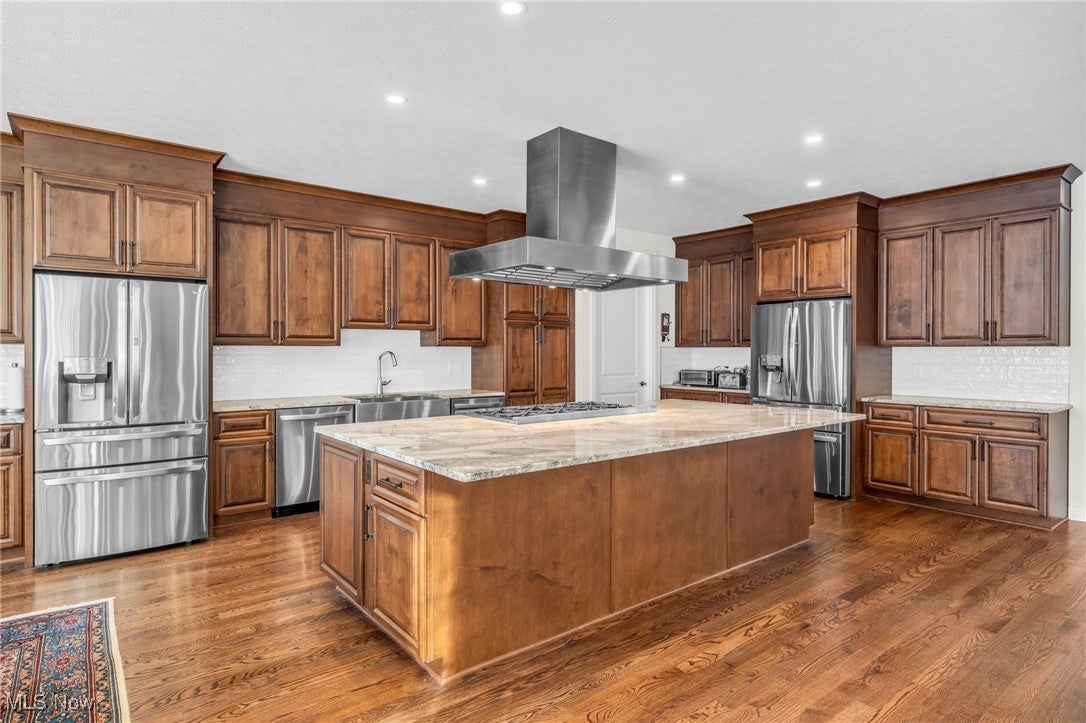 Westlake, Ohio, 44145, United States, 11 Bedrooms Bedrooms, ,9 BathroomsBathrooms,Residential,Active,2015263