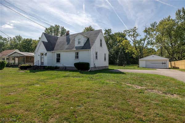 5894 STEARNS RD, NORTH OLMSTED, OH 44070, photo 3 of 42