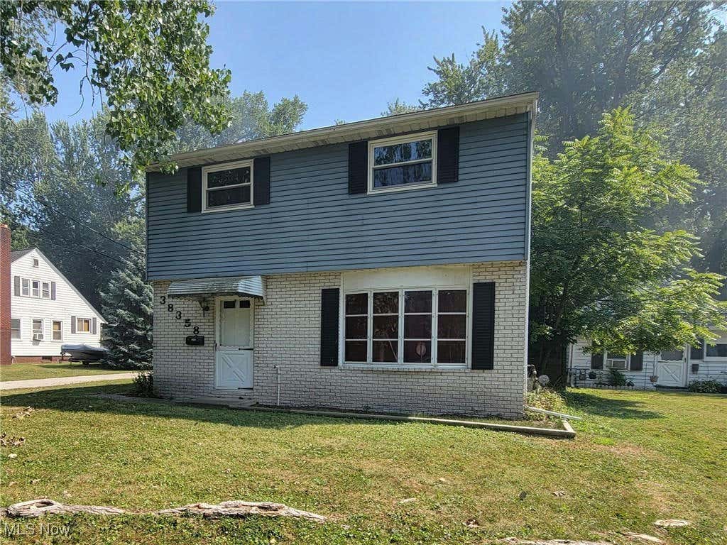 38358 S BEACHVIEW RD, WILLOUGHBY, OH 44094, photo 1 of 21