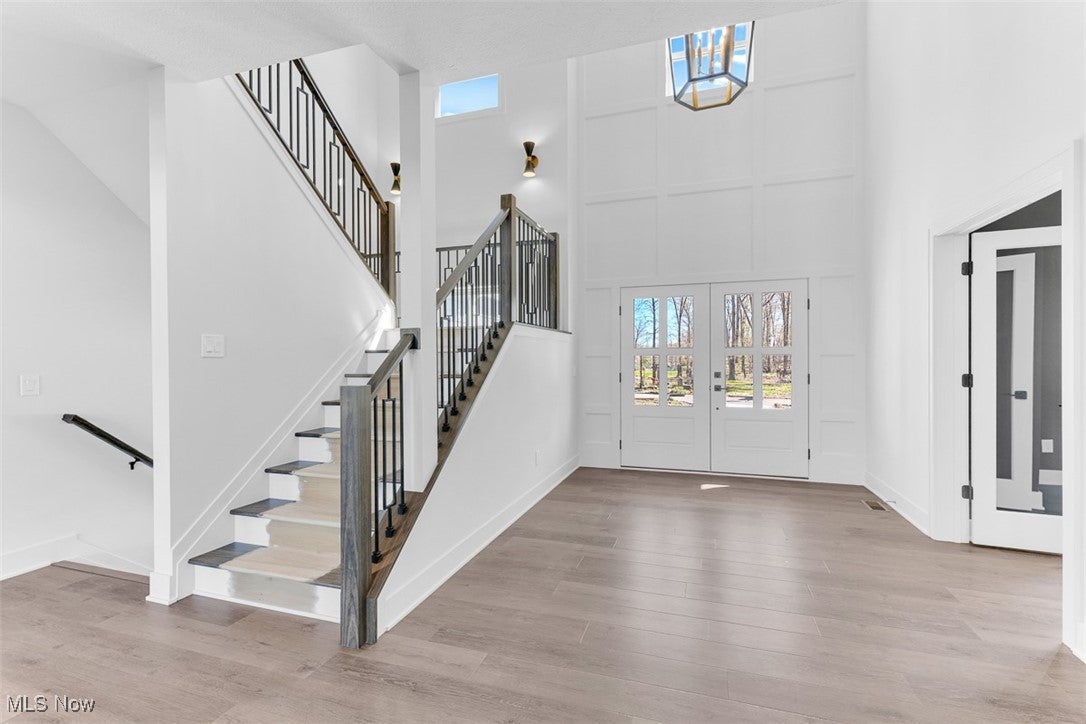 Aurora, Ohio, 44202, United States, 4 Bedrooms Bedrooms, ,4 BathroomsBathrooms,Residential,Active,2009163