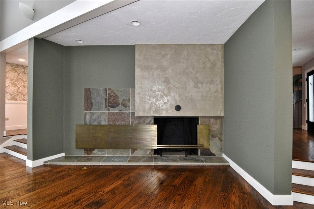 Shaker Heights, Ohio, 44122, United States, 4 Bedrooms Bedrooms, ,5 BathroomsBathrooms,Residential,Contingent,2007147