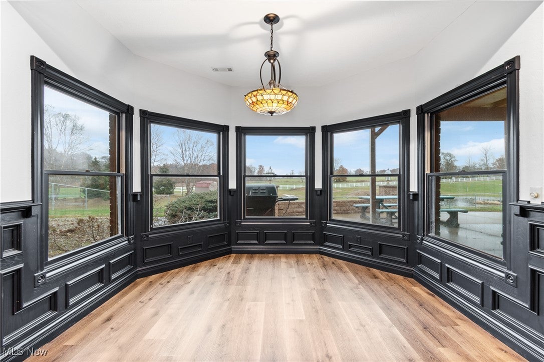 Canton, Ohio, 44721, United States, 3 Bedrooms Bedrooms, ,4 BathroomsBathrooms,Residential,Active,1997888