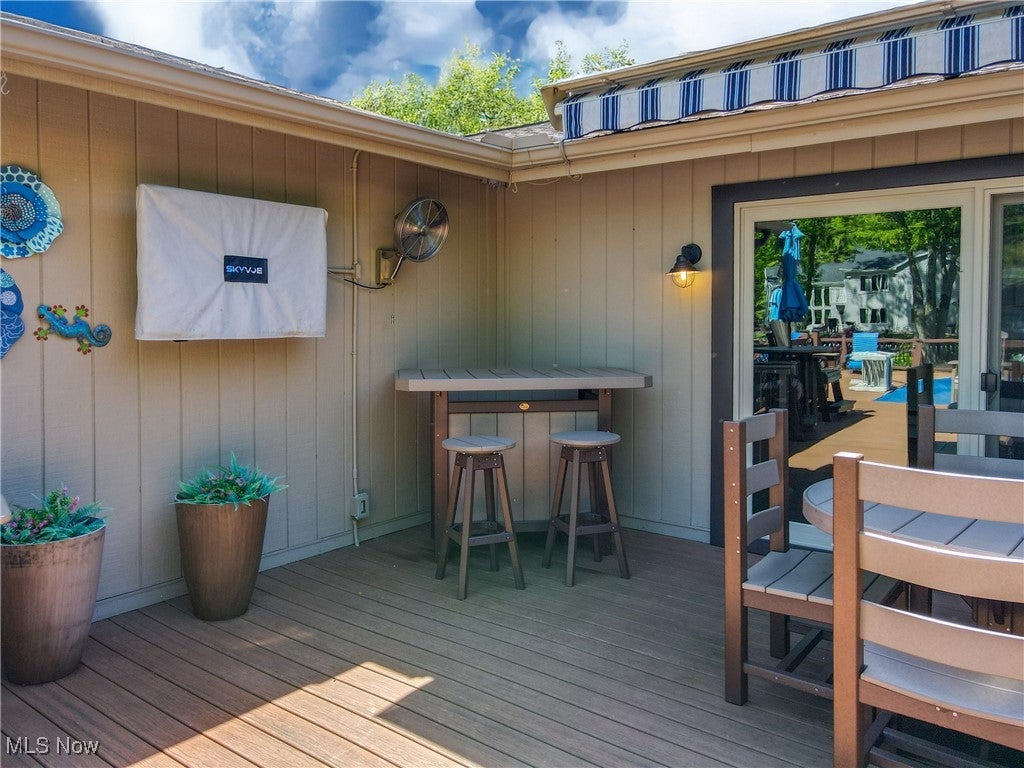 Roaming Shores, Ohio, 44084, United States, ,5 BathroomsBathrooms,Residential,Active,1820347