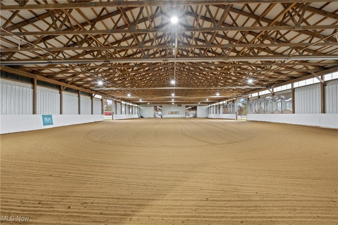 Canton, Ohio, 44721, United States, 3 Bedrooms Bedrooms, ,4 BathroomsBathrooms,Residential,Active,1997888