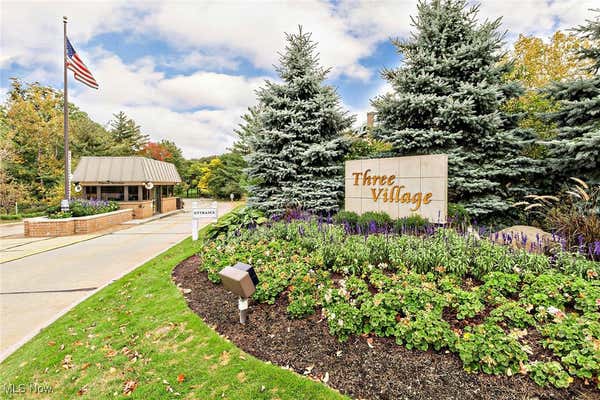 5200 THREE VILLAGE DR APT 2G, LYNDHURST, OH 44124 - Image 1