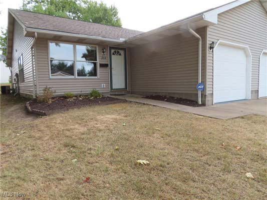 203 W HEATHERWOOD DR, BARBERTON, OH 44203 - Image 1