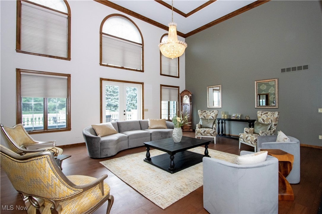 Wooster, Ohio, 44691, United States, 6 Bedrooms Bedrooms, ,9 BathroomsBathrooms,Residential,Active,1988412