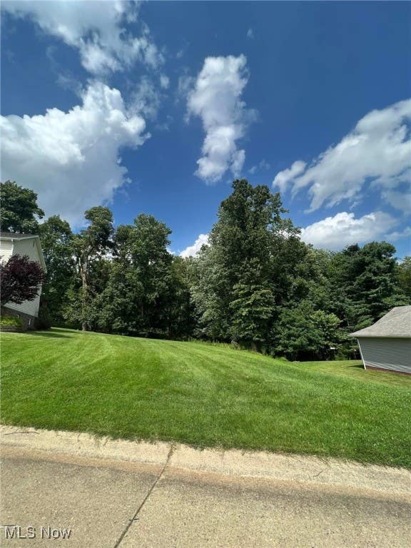 3 STONEBROOK DR  