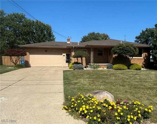 621 W HARVEY ST, STRUTHERS, OH 44471 - Image 1