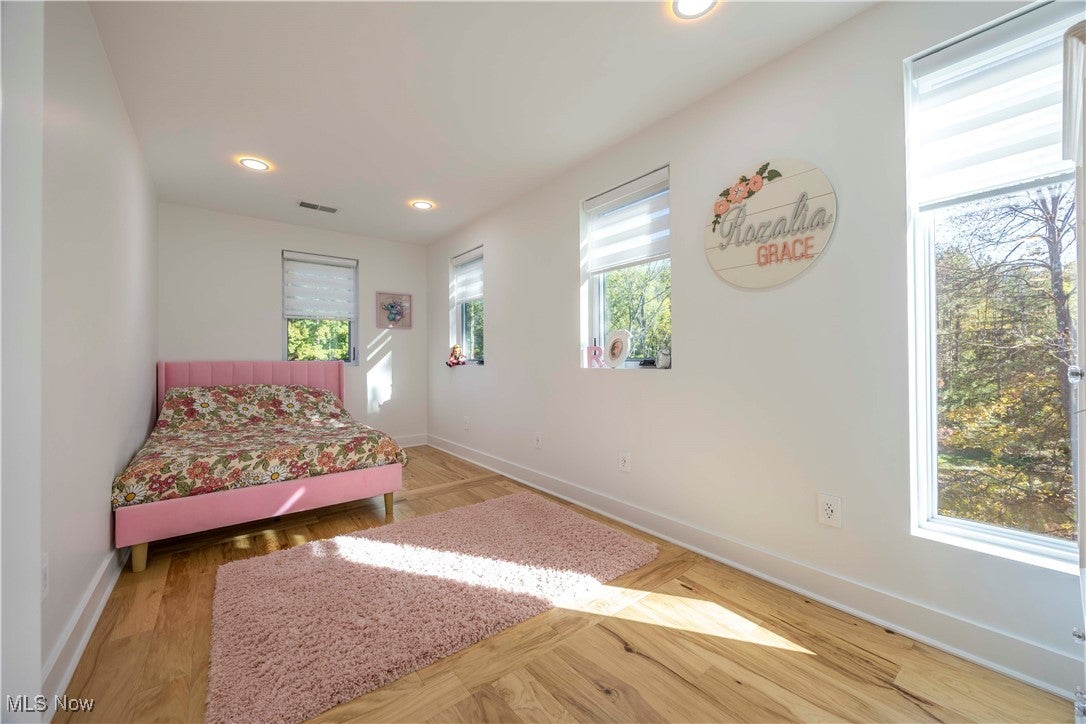 Medina, Ohio, 44256, United States, 4 Bedrooms Bedrooms, ,5 BathroomsBathrooms,Residential,Active,1953983