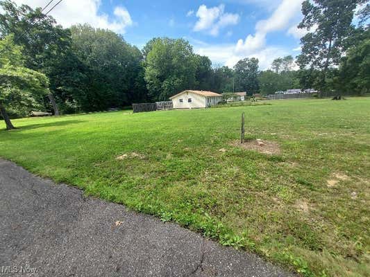 17972 DAVIS RD, LAKE MILTON, OH 44429 - Image 1