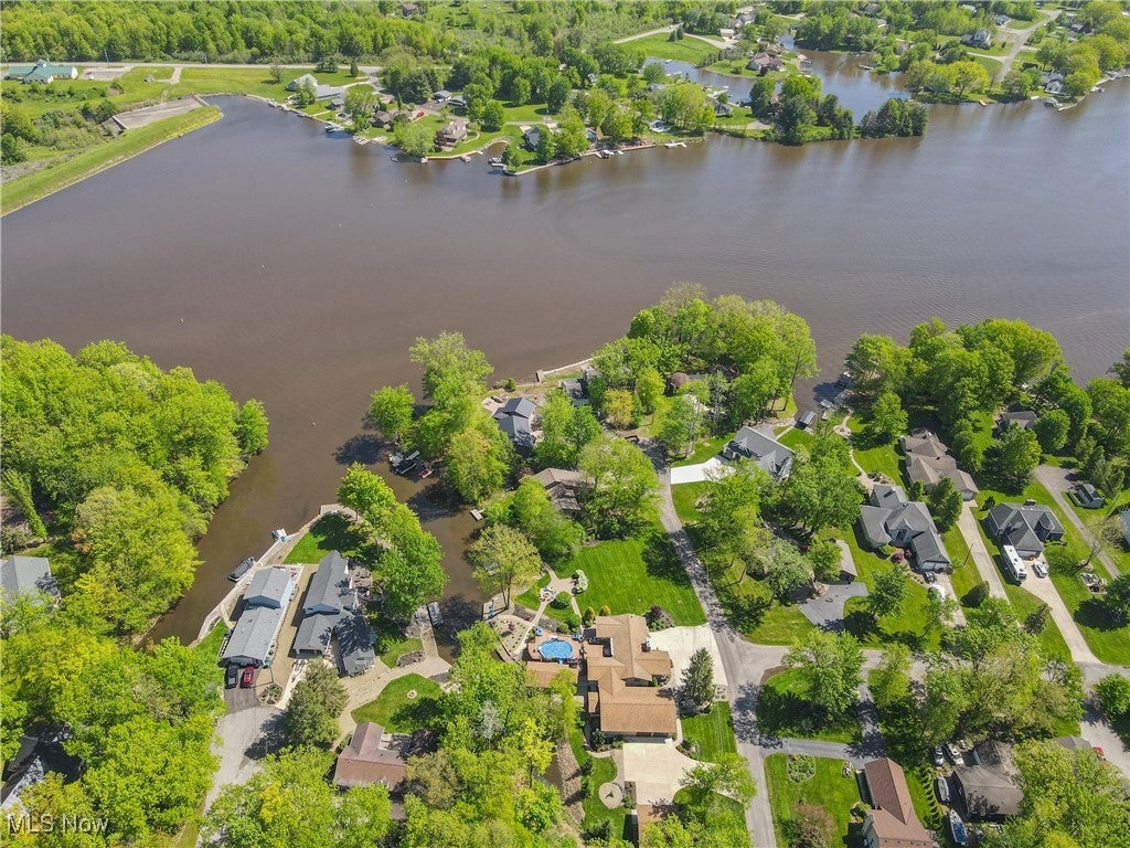 Roaming Shores, Ohio, 44084, United States, ,5 BathroomsBathrooms,Residential,Active,1820347
