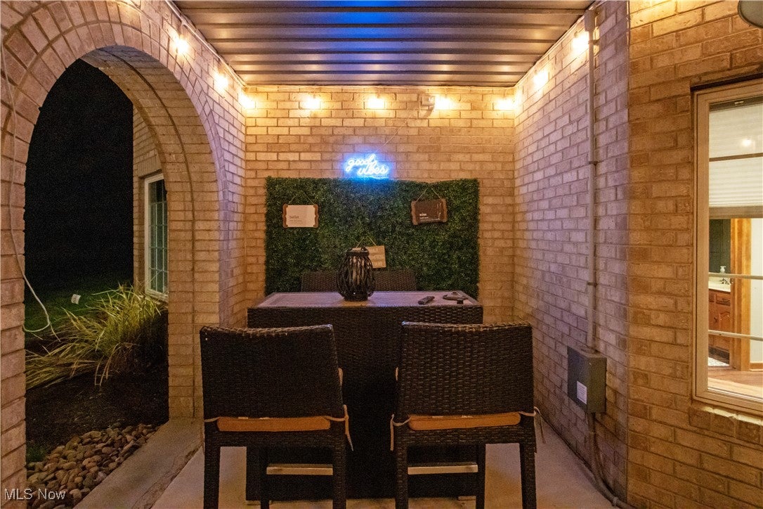 Wooster, Ohio, 44691, United States, 6 Bedrooms Bedrooms, ,9 BathroomsBathrooms,Residential,Active,1988412